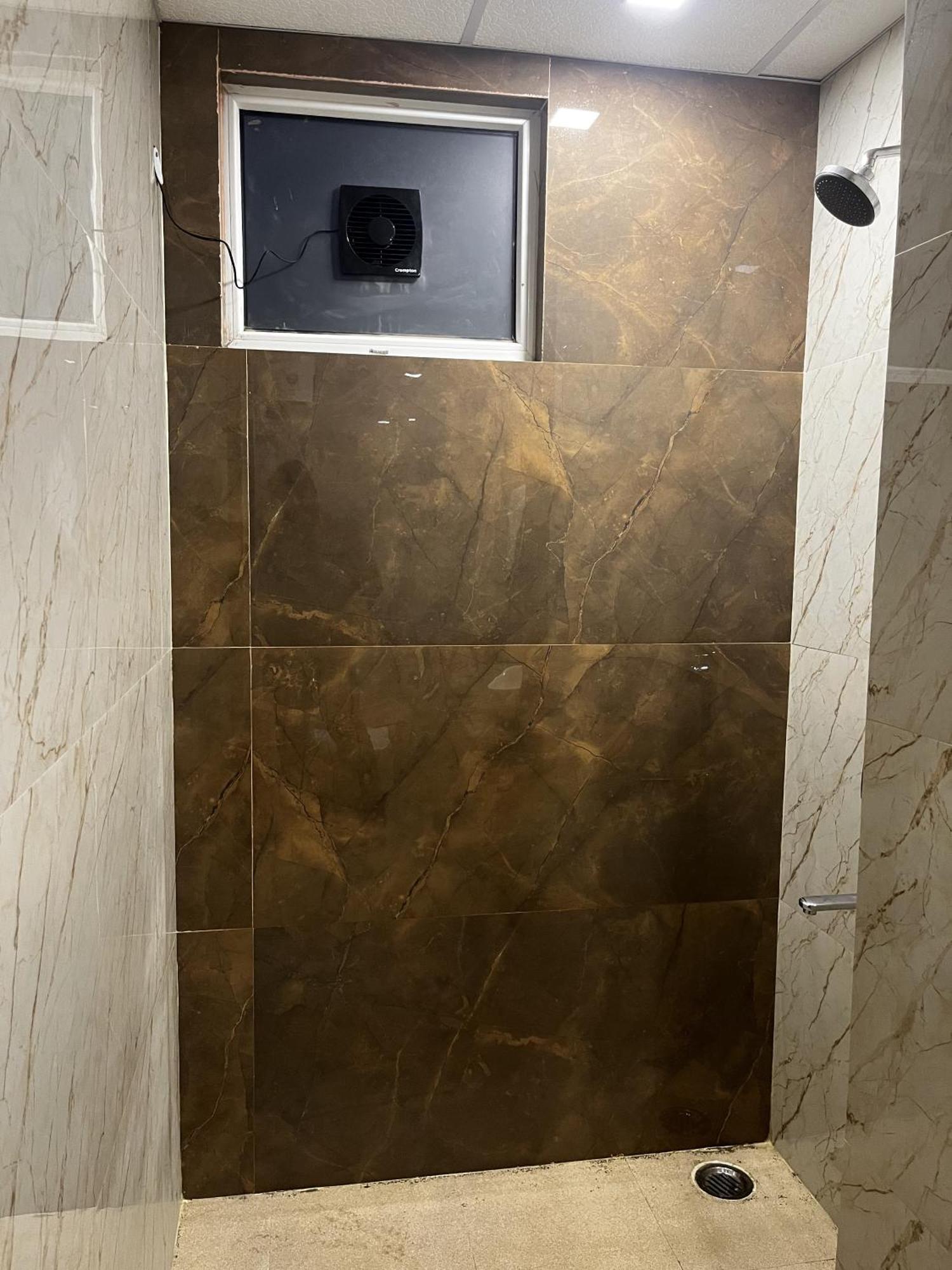 Roomquet Comfort Inn Allāhābād Junction Exterior foto